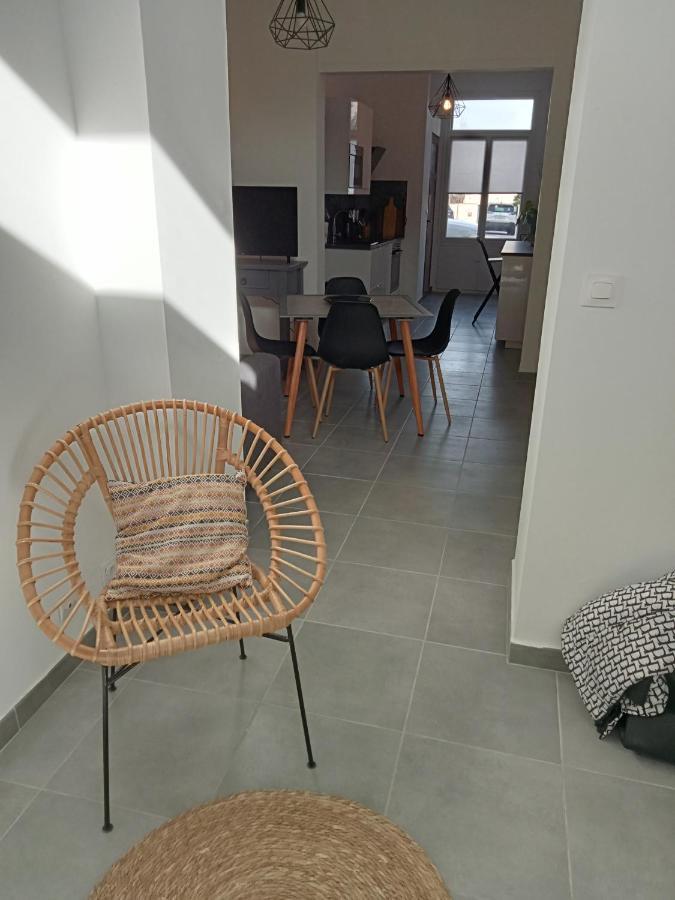 Chez Jean.Mi Apartment Millas Exterior foto