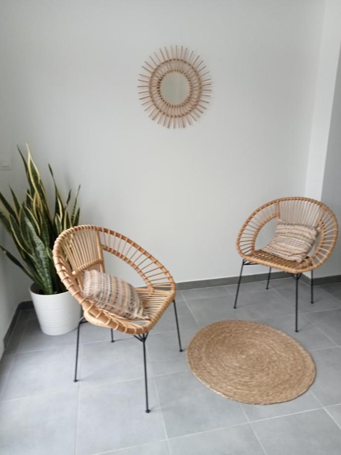 Chez Jean.Mi Apartment Millas Exterior foto